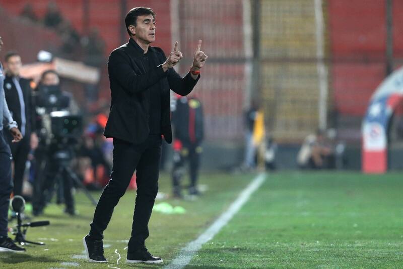 Gustavo Quinteros, técnico de Colo Colo. Foto: Agencia Aton.