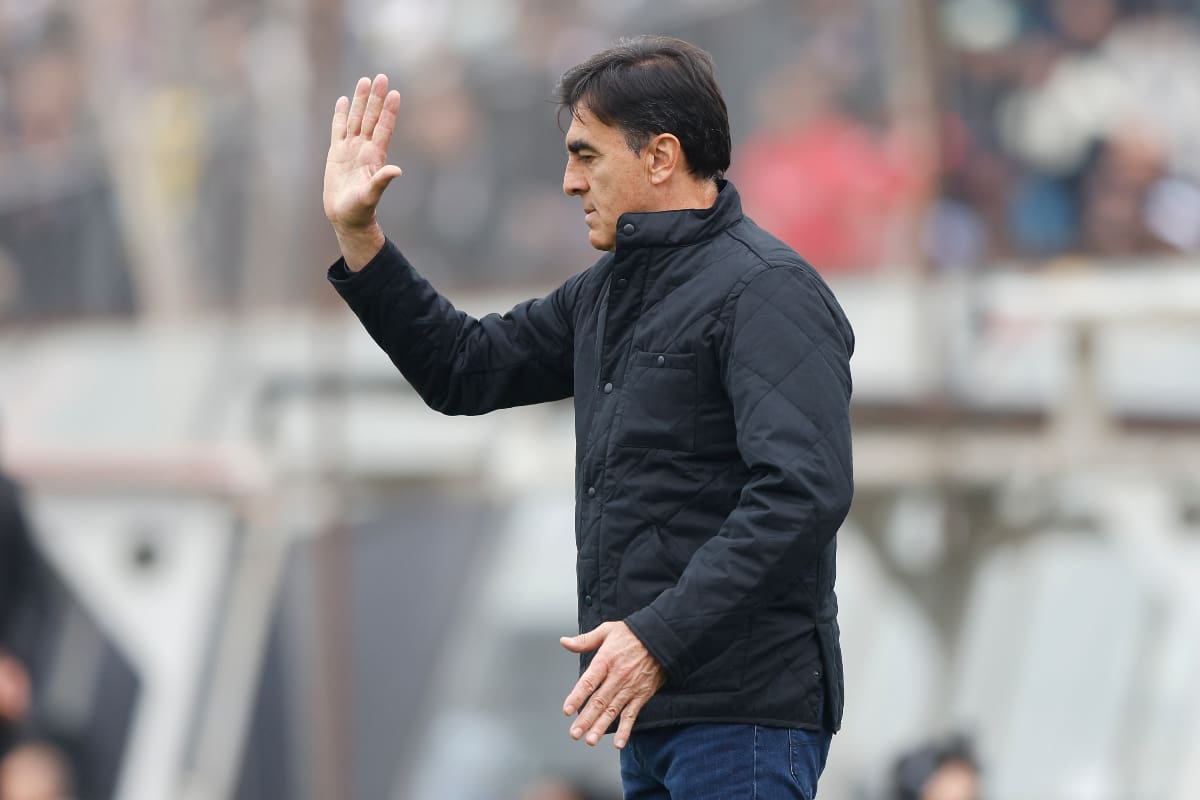 El entrenador de Colo Colo está en medio de una dura polémica. (Foto: Agencia Aton)