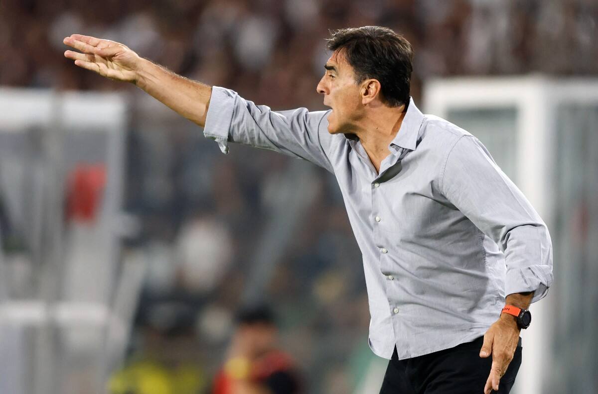 La razón que calma a Quinteros en medio de la tormenta de Colo Colo