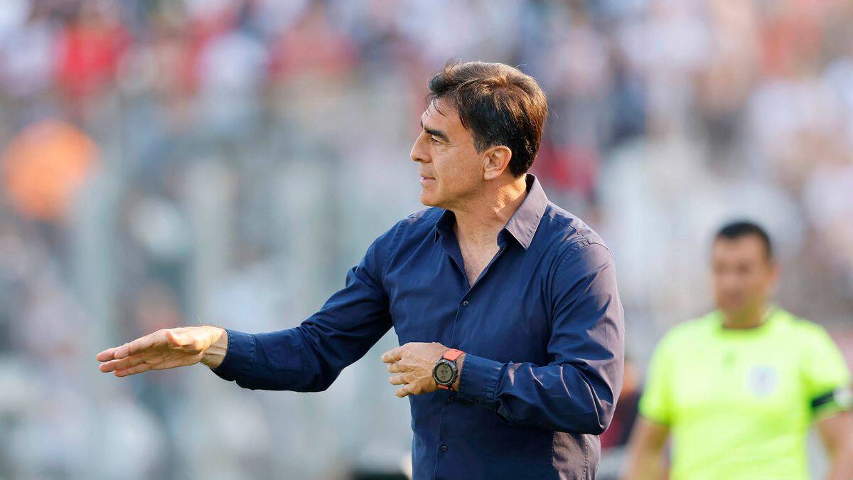 Tras el portazo a Colo Colo: Gustavo Quinteros es el principal candidato para ser DT de Independiente
