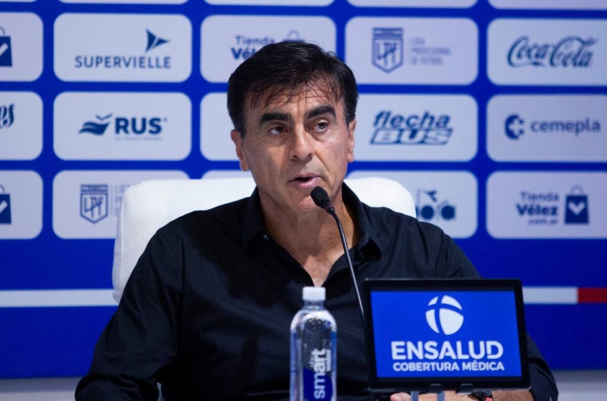 Vélez Sarsfield de Gustavo Quinteros aplicó radical medida a jugadores acusados de violación