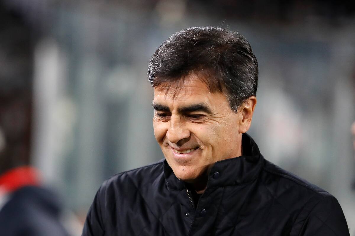 busca a Felipe Loyola como refuerzo.