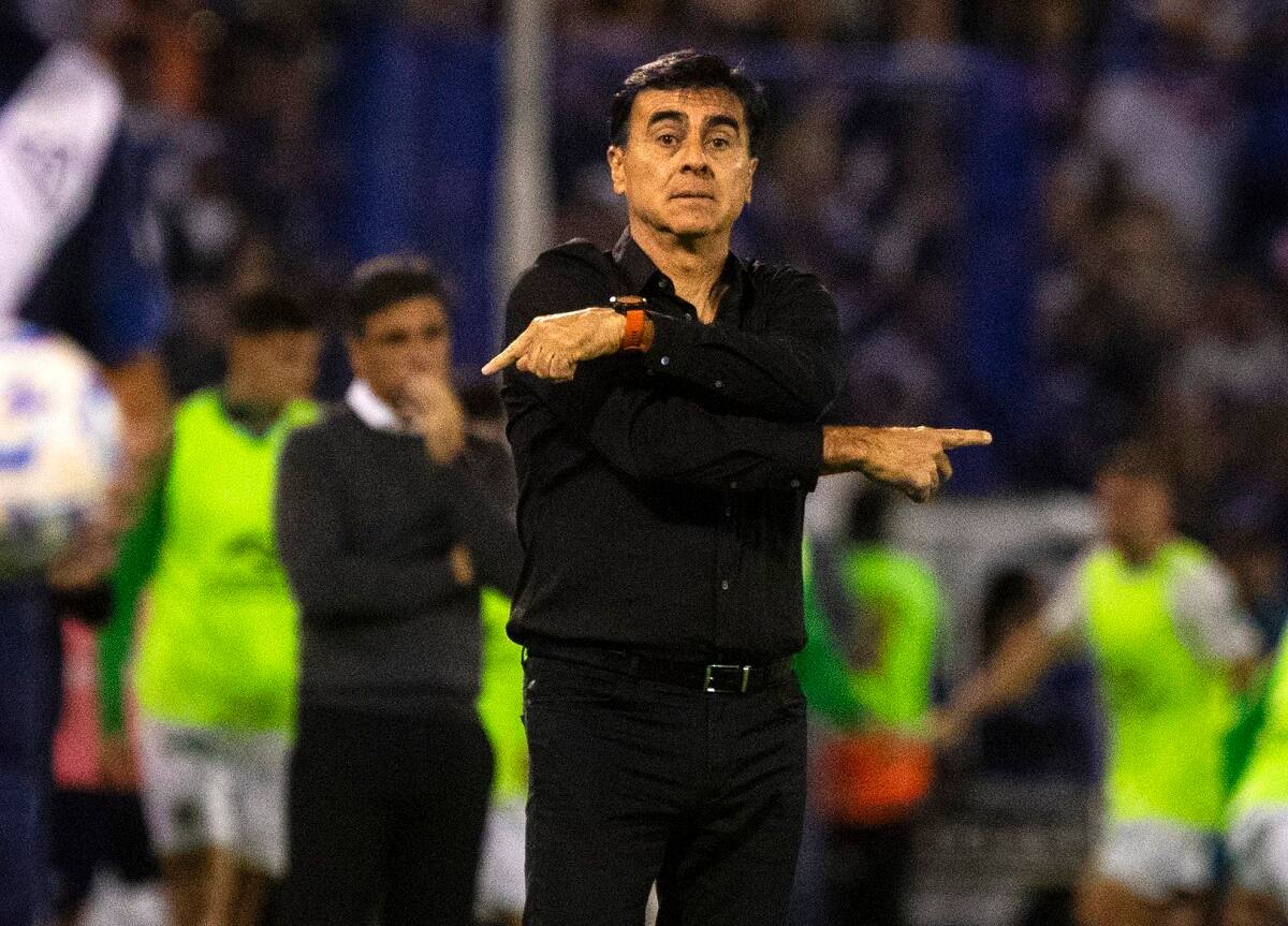 Gustavo Quinteros perdió una nueva final con Vélez Sarsfield.