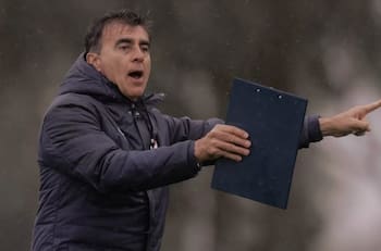 Felipe Loyola y otra figura de Independiente dejan en jaque a Gustavo Quinteros para 2026