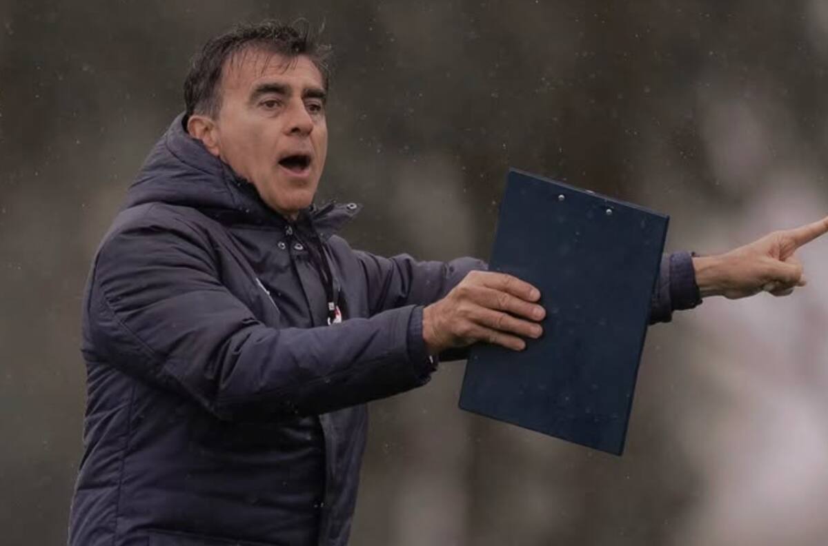 Gustavo Quinteros le envía claro mensaje a los jugadores de Independiente: “Que ni vengan”