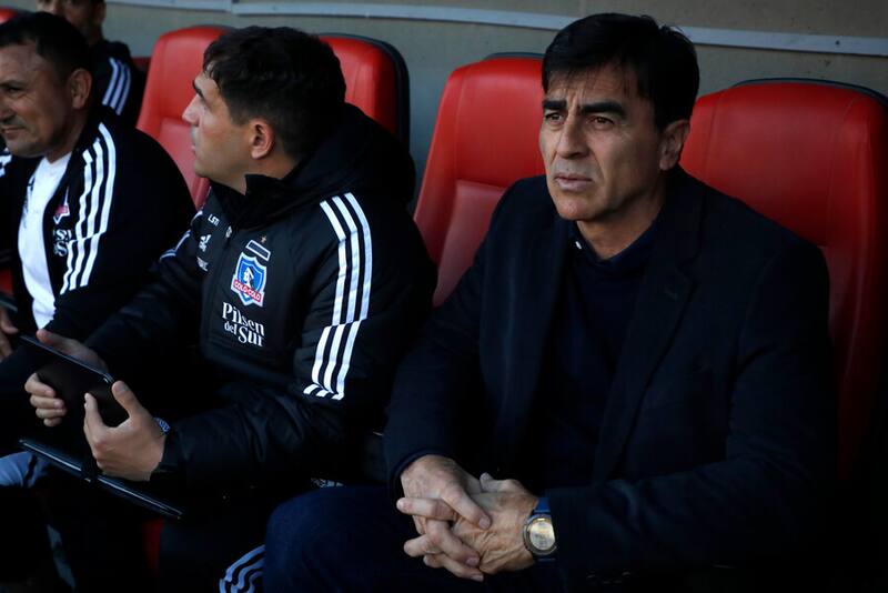 Gustavo Quinteros se podría perder el Superclásico. Foto: Aton