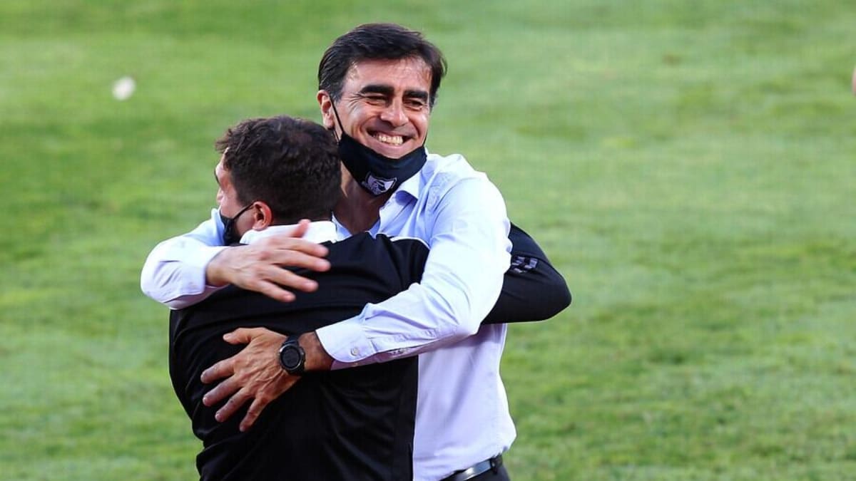 Gustavo Quinteros no olvida la salvación con Colo Colo: “El mayor título en la historia del club”