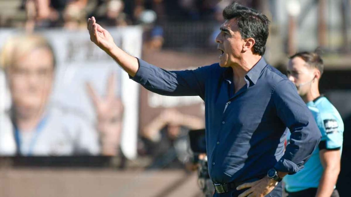 VIDEO | Gustavo Quinteros explotó contra el árbitro del Independiente vs. Boca Juniors: esto hizo