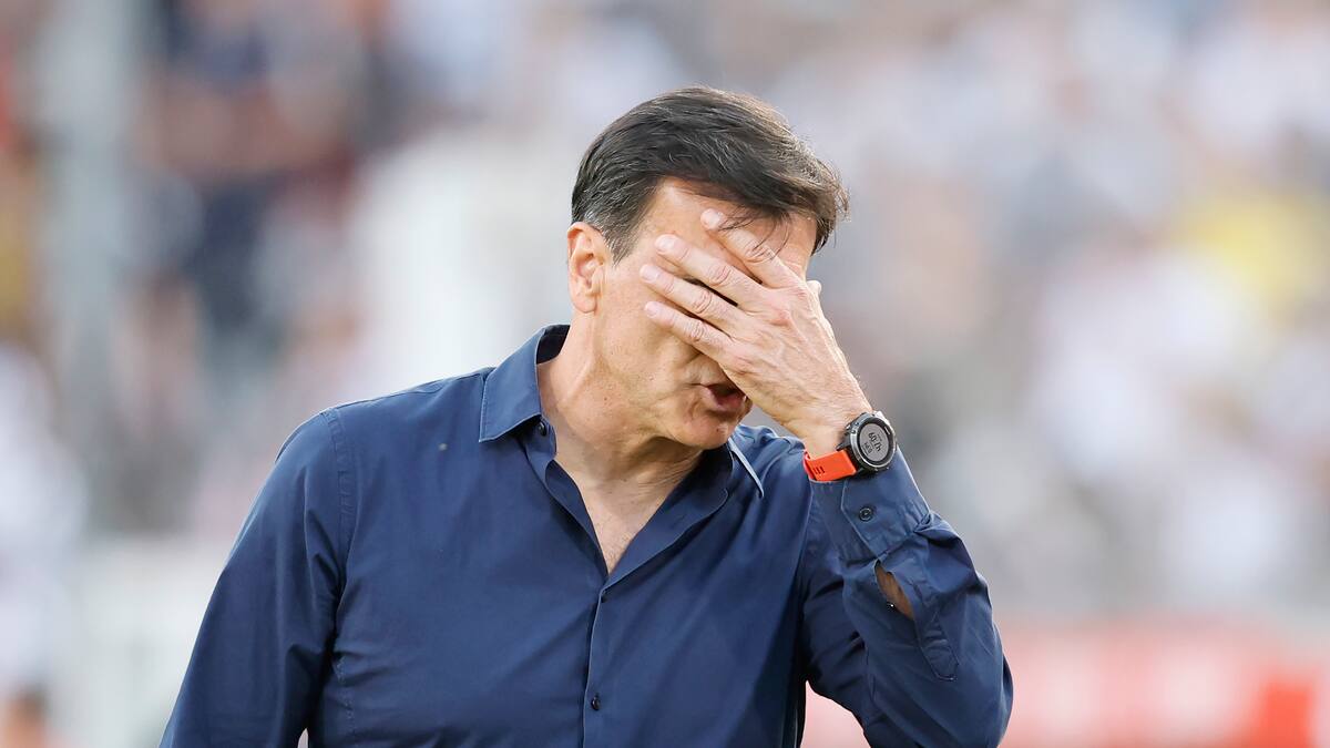 VIDEO | Gustavo Quinteros sufrió grave error de Matías de los Santos: lo aprovechó el hijo de Mauricio Pellegrino