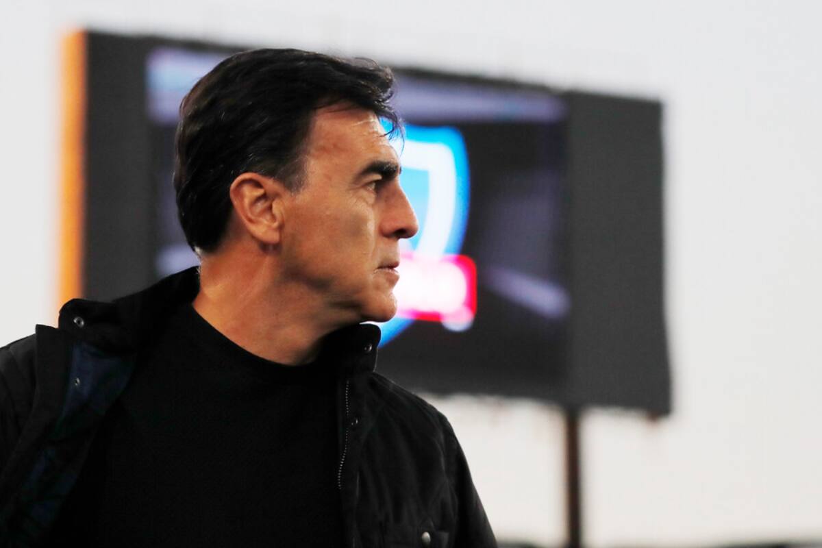 se fue de Colo Colo pidiendo refuerzos.
