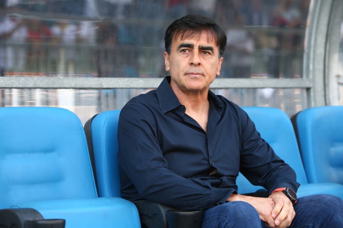 se deja querer y aseguró que quiere seguir en Colo Colo (Foto: Photosport)