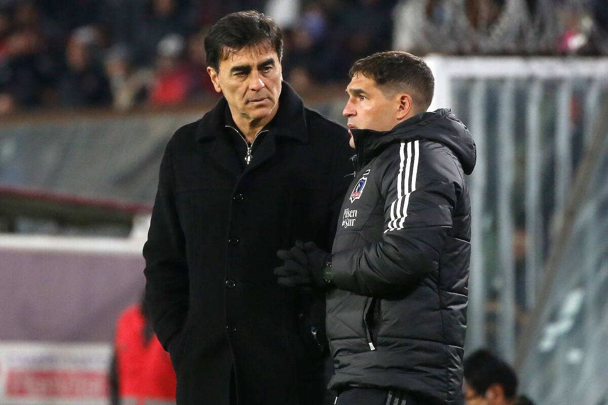 Leandro Stillitano fue la mano derecha del director técnico Gustavo Quinteros en Colo Colo entre 2020 y 2022. (Crédito: Agencia Aton)
