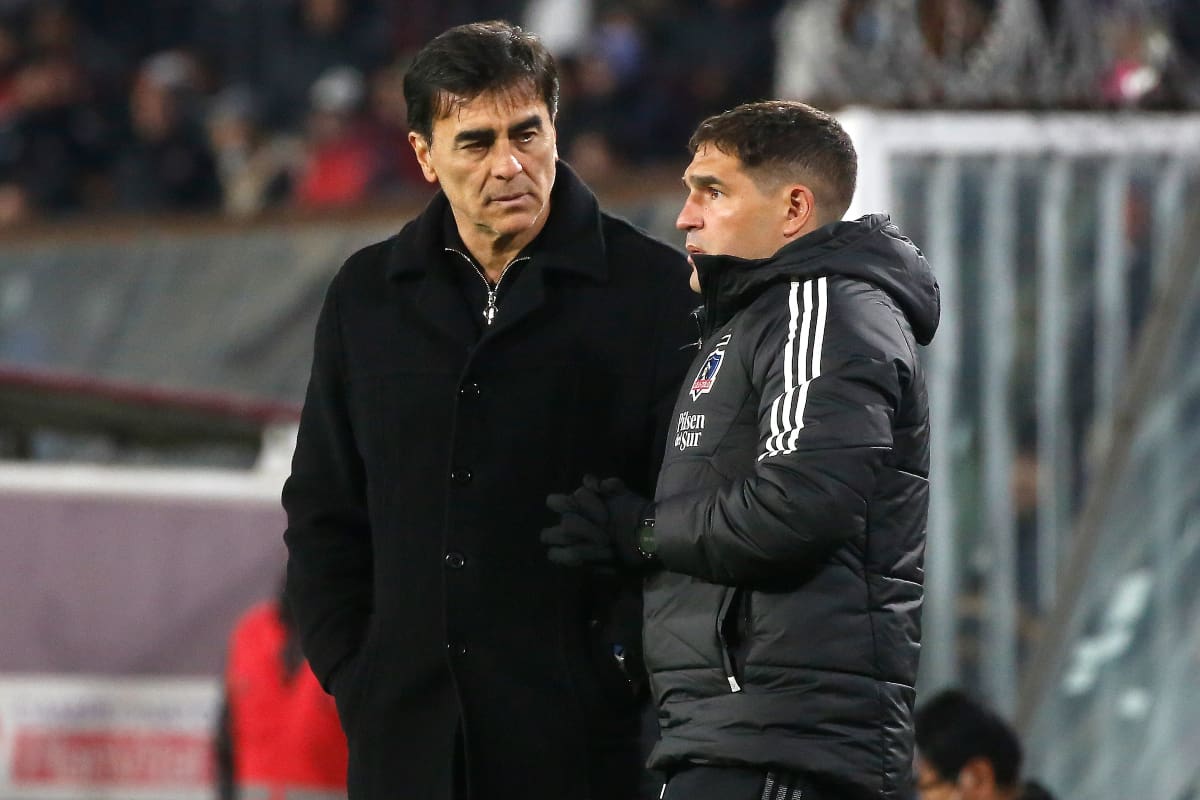 Gustavo Quinteros junto a Leandro Stillitano en Colo Colo.