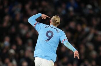 Erling Haaland igualó récord de Sergio Agüero en la Premier League y va por ser el goleador histórico