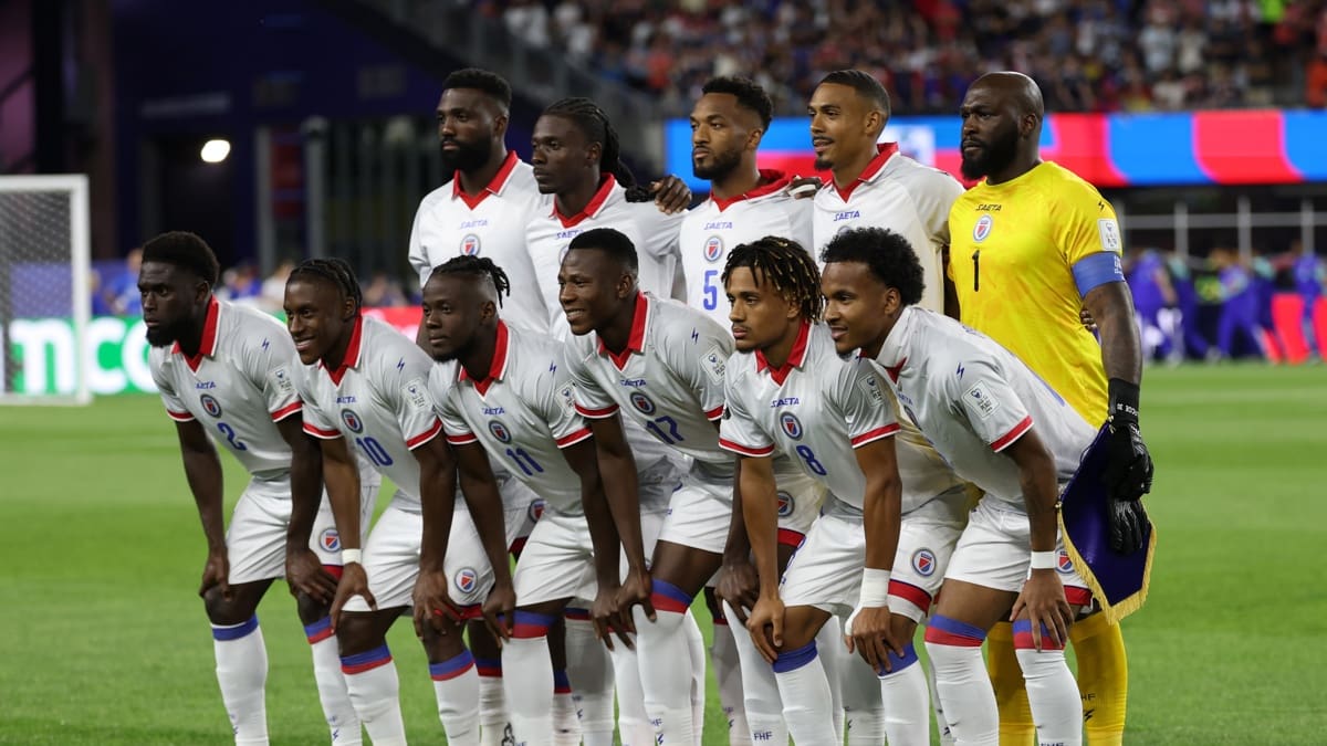 Douglas Santos, lateral de Brasil: “No podemos tener la soberbia de pensar que golearemos a Haití”