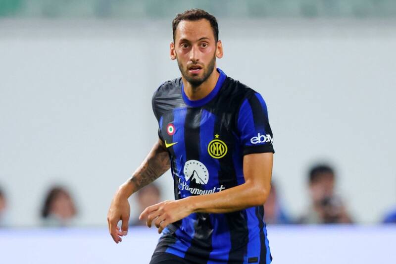 Hakan Calhanoglu, volante de Inter de Milán.