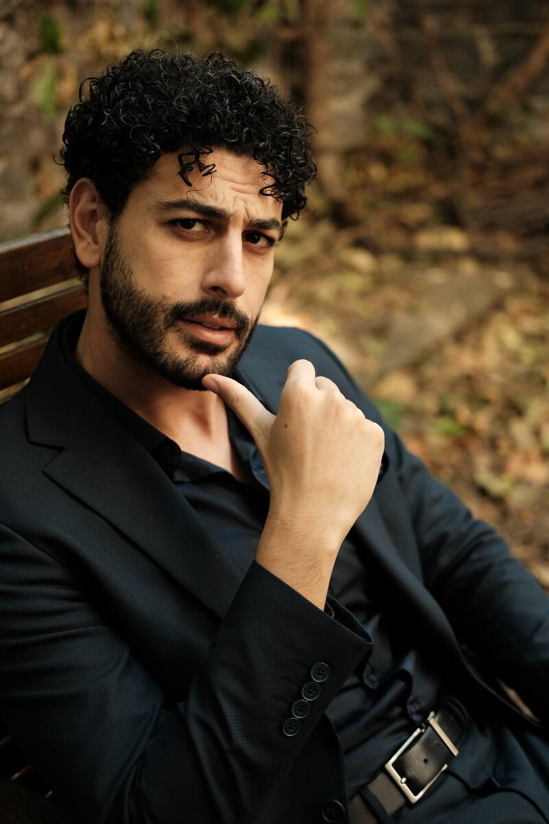 participa en "Un ladrón romántico".