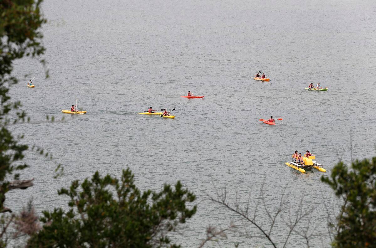 Encuentran cuerpo en Lago Villarrica que correspondería a profesor de la PUCV desaparecido