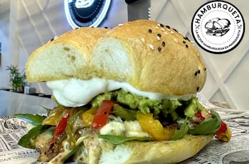 Hamburqueta: Historia, precios y horarios del local de hamburguesas que visitó Ibai Llanos en Chile