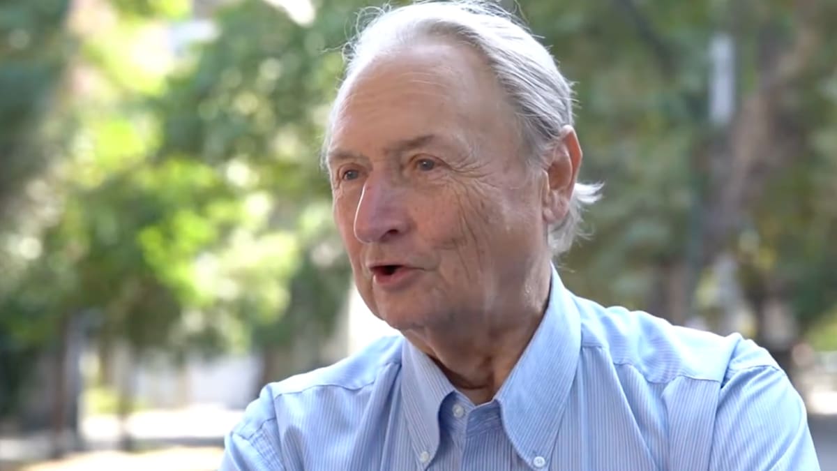 Luto en el periodismo deportivo chileno: fallece el histórico relator Hans Marwitz