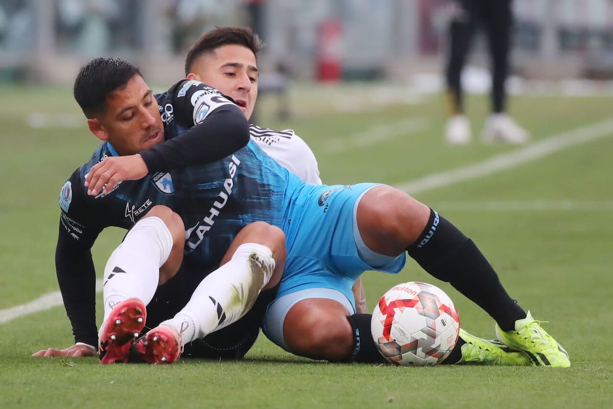 El lateral recordó sus mejores momentos con la camiseta de Deportes Iquique. Foto: Aton.