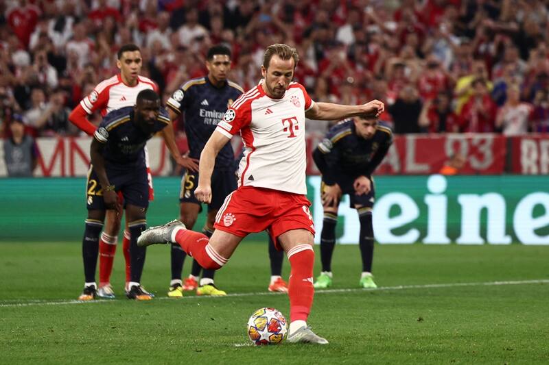 acusó a Bellingham de desconcentrarlo en el penal. EFE/EPA/ANNA SZILAGYI