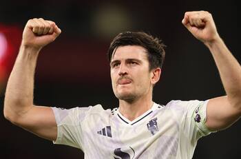 VIDEO | Manchester United se acuerda que es grande y derrota a Liverpool con este gol agónico de Harry Maguire