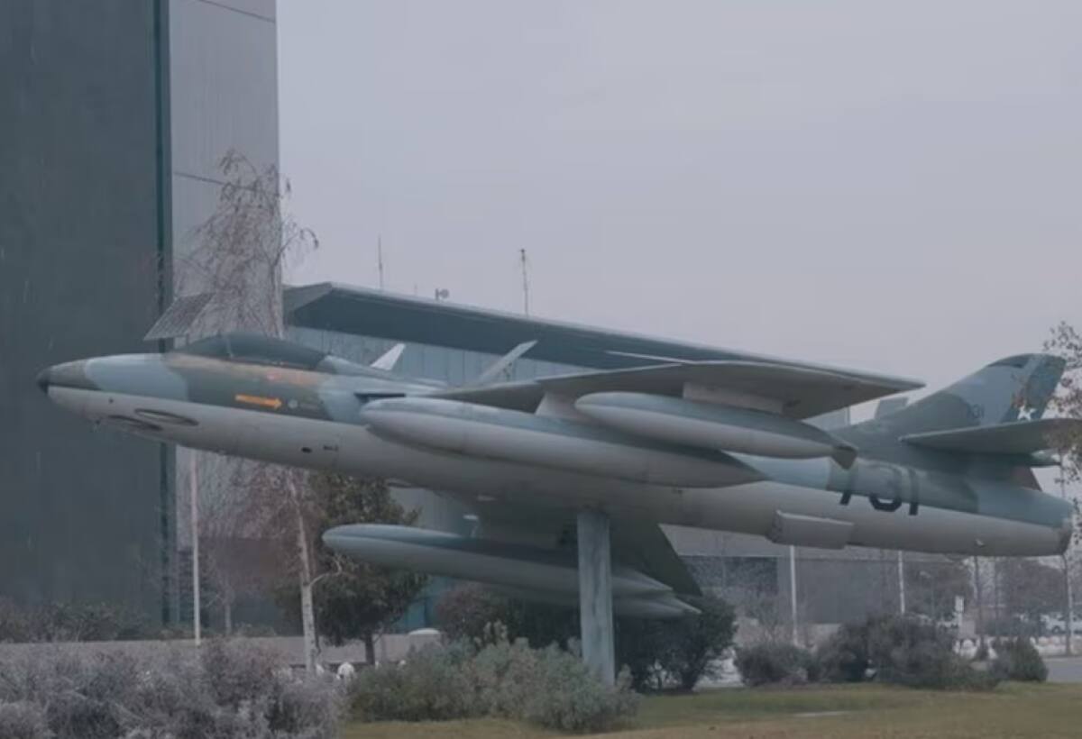 La Fuerza Aérea desmintió que la aeronave haya participado del bombardeo a La Moneda.