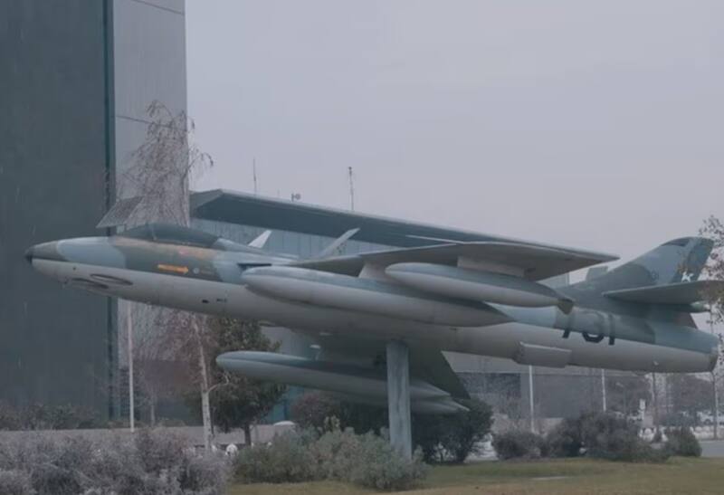 La Fuerza Aérea desmintió que la aeronave haya participado del bombardeo a La Moneda.