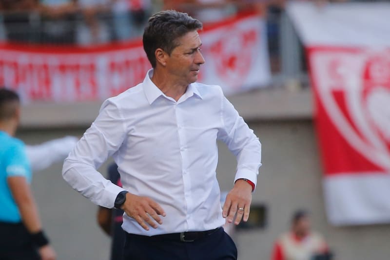 Héctor Almandoz se recuperó tras descompesación que sufrió finalizado el encuentro ante Palestino por la cuarta fecha del Campeonato Nacional 2023