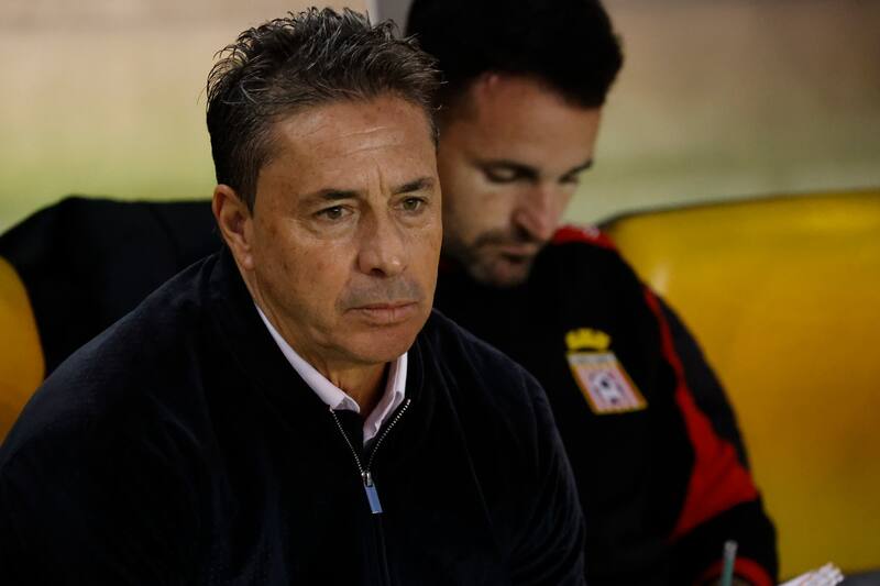 dejó de ser el técnico de Curicó Unido. Foto: Aton.