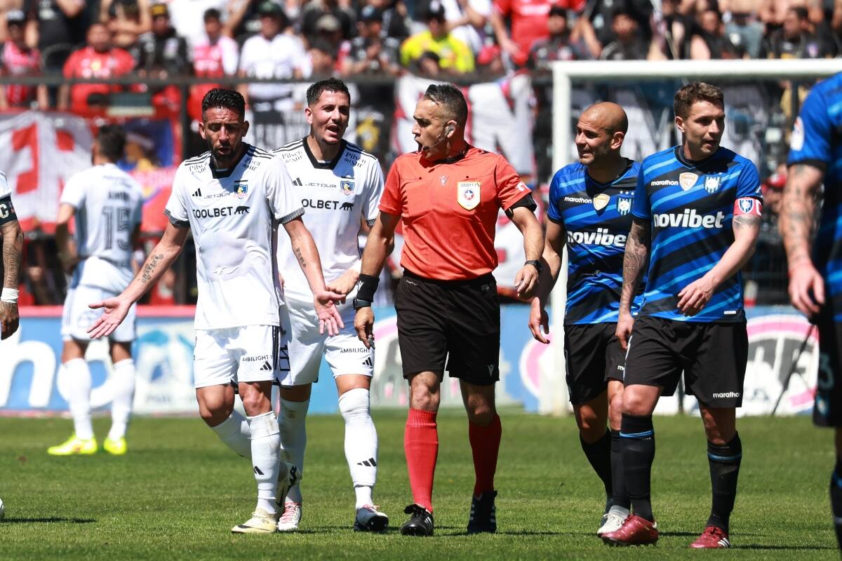 Colo Colo y sus tres pilares.