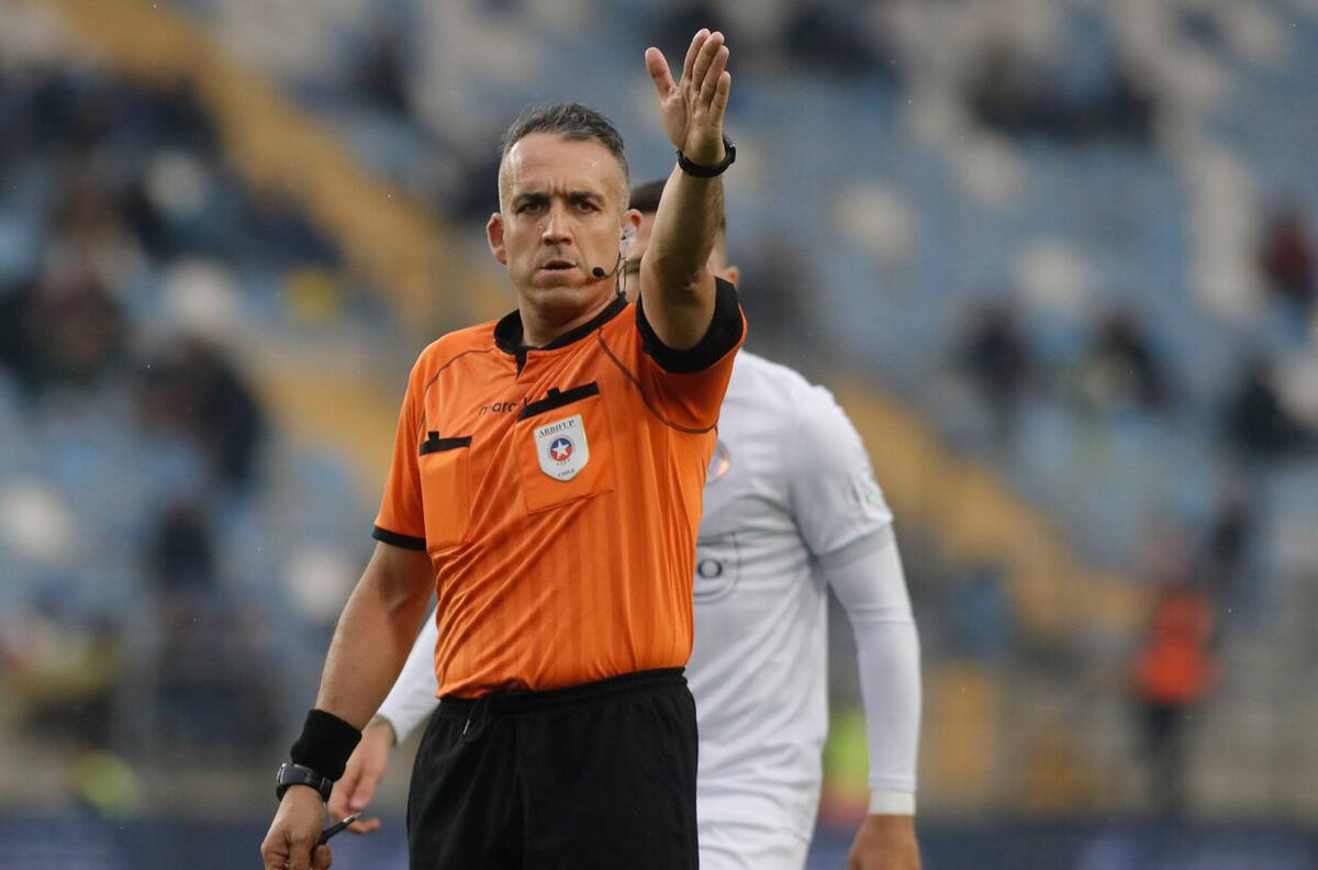 “Después dicen que es culpa de los árbitros”: el curioso cara a cara de Héctor Jona con Omar Carabalí