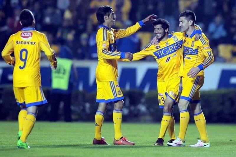 en su despedida en Tigres, donde es ídolo en México.