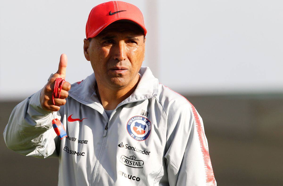 Héctor Robles: “Van a pasar 200 años y una Selección Chilena no va a ganar otro oro en categoría Sub 20″