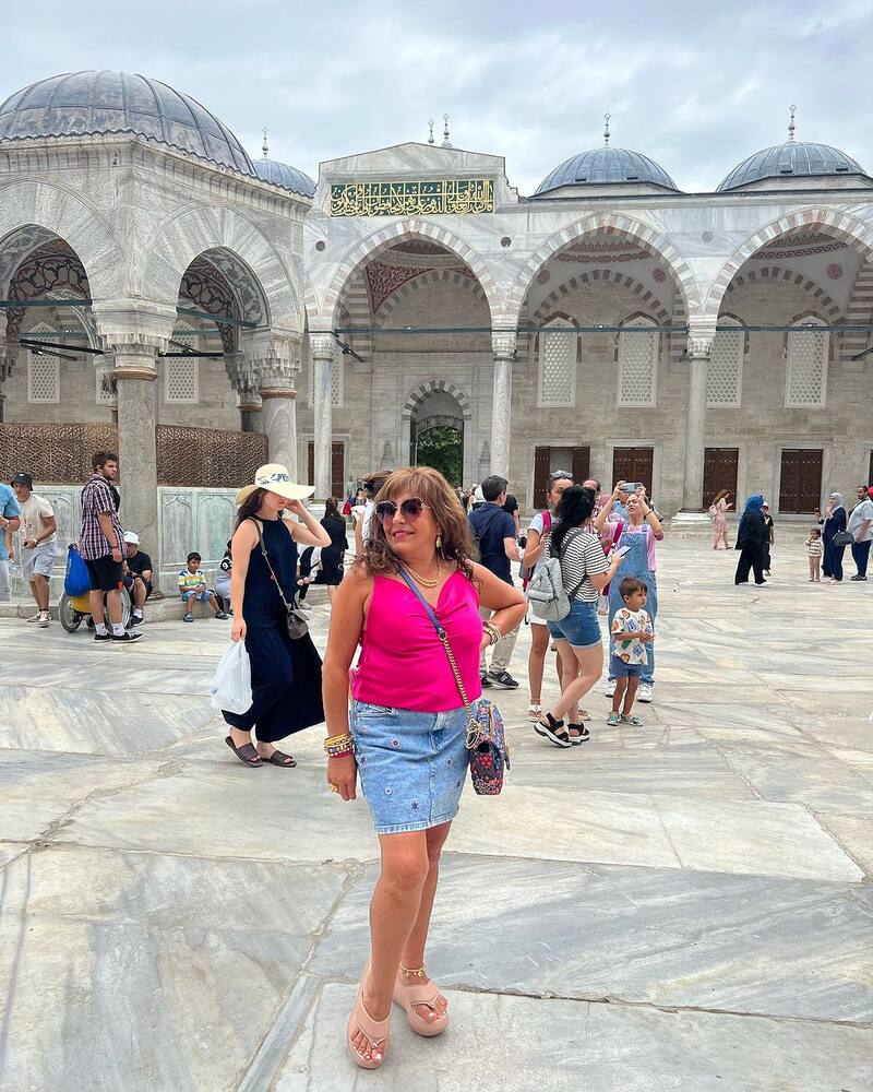 A través de redes sociales, Helhue Sukni subió una serie de fotografías disfrutando de los atractivos turísticos que ofrece Turquía.