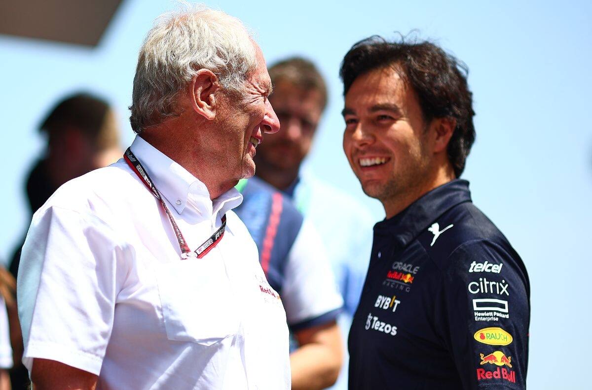 Helmut Marko defiende a Checo Pérez y aclara todo sobre la supuesta reducción salarial