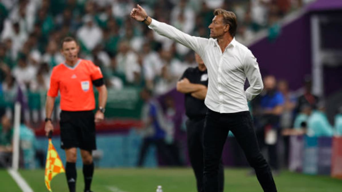 Impacto: dio el batacazo ante Argentina en Qatar 2022 y ahora fue despedido a dos meses del Mundial