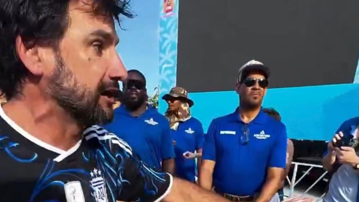 “Respeto”: argentino evita que los españoles celebren la obtención de la Copa del Mundo frente a él