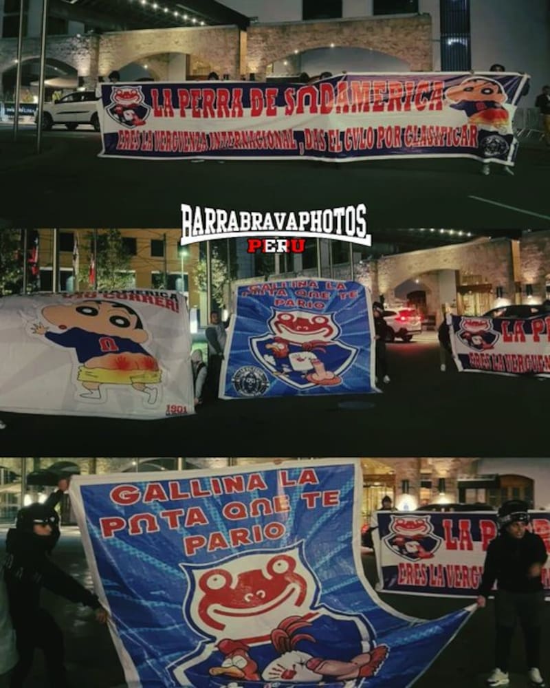 Los lienzos fuera del hotel de Universidad de Chile.