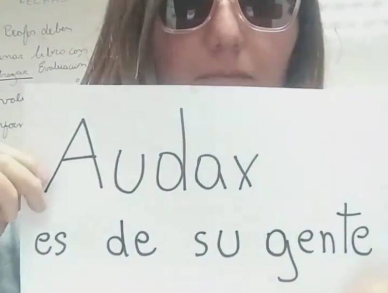 protestan en redes sociales.