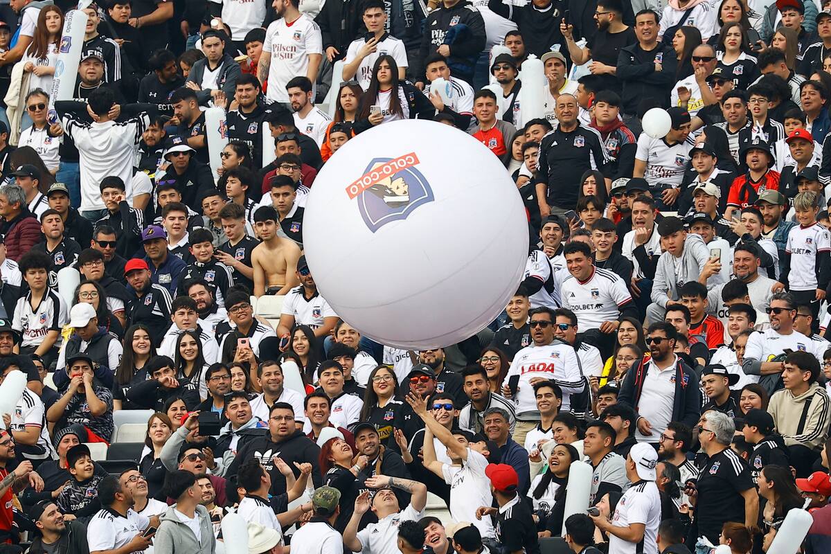 fanáticos agotaron los abonos de algunos sectores del Estadio Monumental tras la llegada de Arturo Vidal