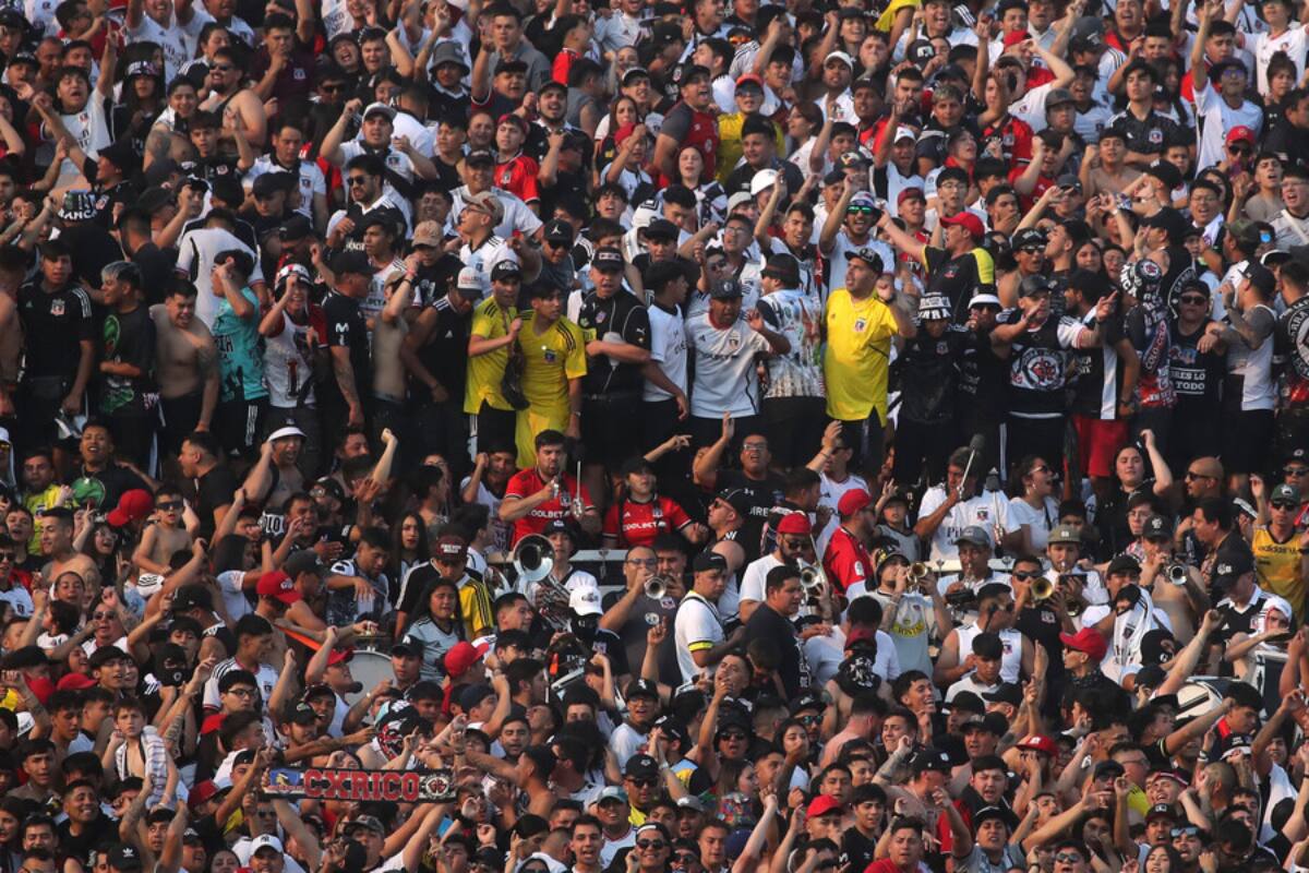 Colo Colo no incluyó los partidos de Copa Libertadores en los abonos vendidos este año.