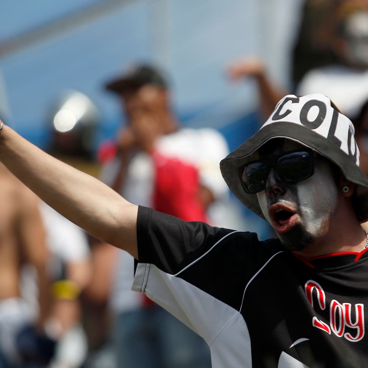A días de visitar a la UC: en Colo-Colo aclararon el regreso de los hinchas visitantes en clásicos