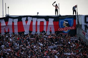 Vuelco total: Hinchas de Colo Colo que recibieron sanción sí podrán ir al Superclásico ante la U
