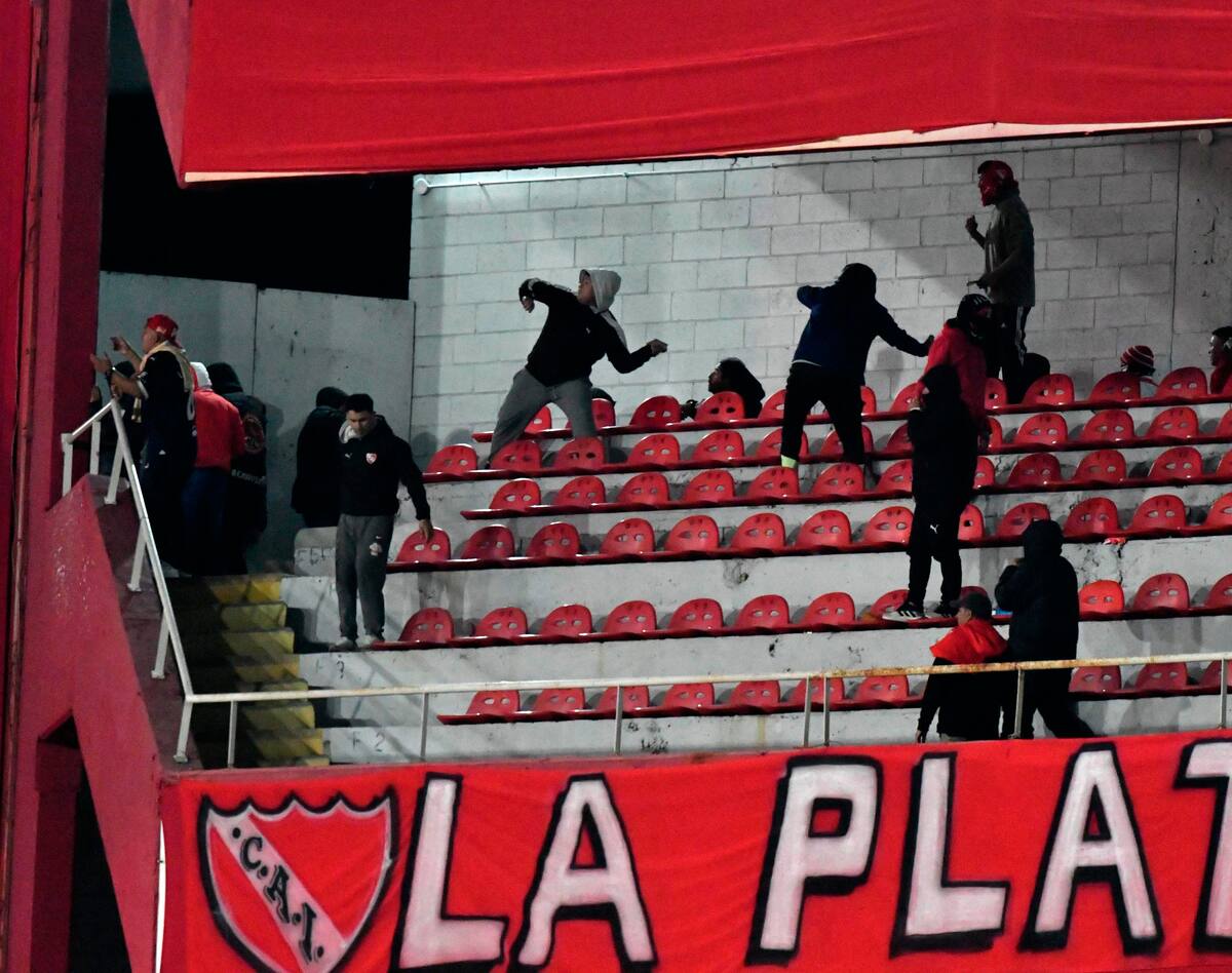 Hinchas de Independiente en Copa Sudamericana. Agencia Aton