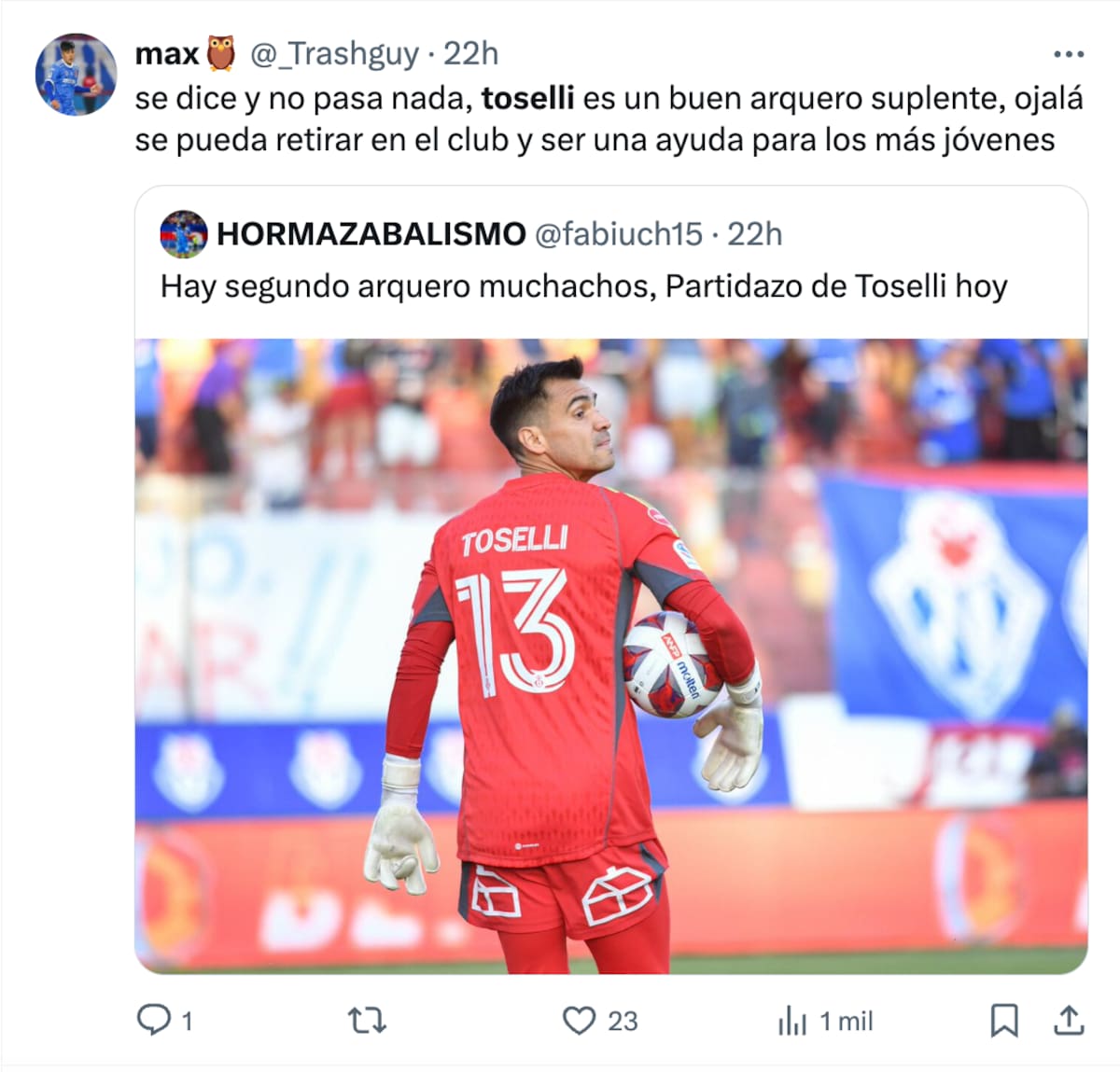 Hinchas de la U maravillados con Toselli.