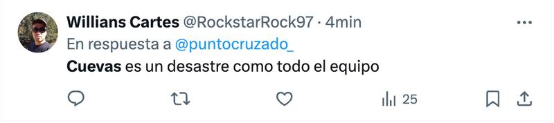 Hinchas de la UC se aburrieron de Cristian Cuevas.