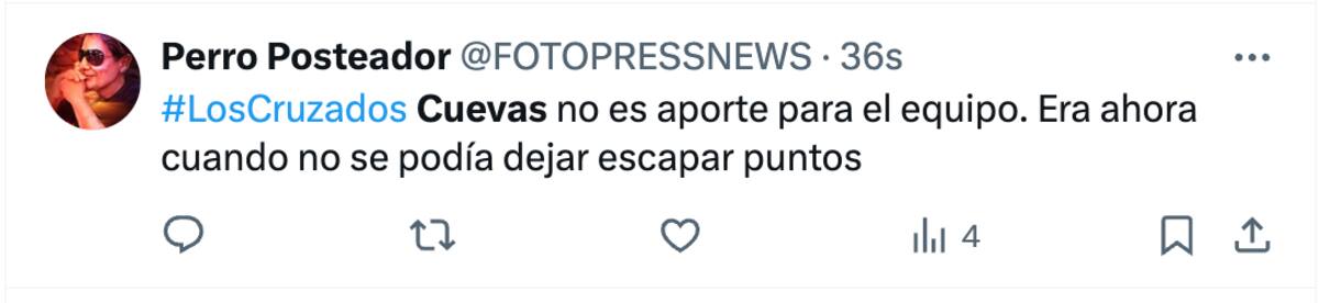 Hinchas de la UC se aburrieron de Cristian Cuevas.