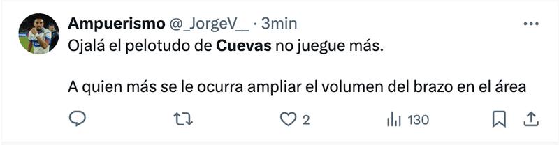 Hinchas de la UC se aburrieron de Cristian Cuevas.